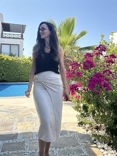 Bej Fiyonk Detaylı  Anvelop Etek