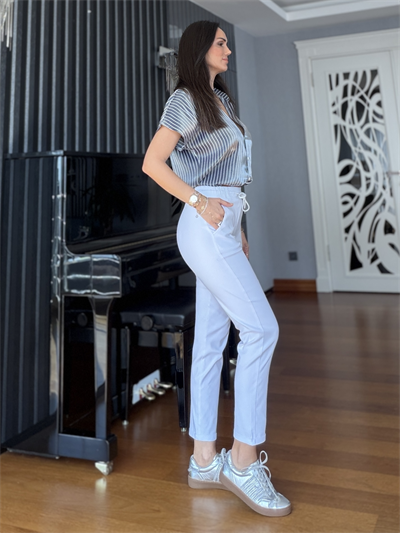 Beyaz Beli Lastikli Duble Paça Likralı  Pantolon