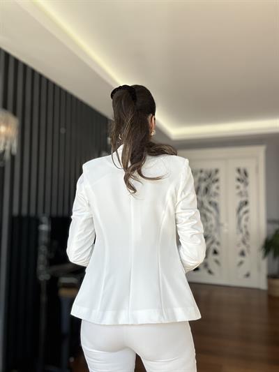 Beyaz Gold Düğmeli Ceket