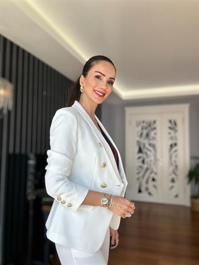 Beyaz Gold Düğmeli Ceket