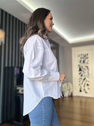 Beyaz Önden Ve Arkadan Düğmeli Gömlek