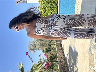 Beyaz Üzeri Kahverengi Desenli  Straplez  Tulum