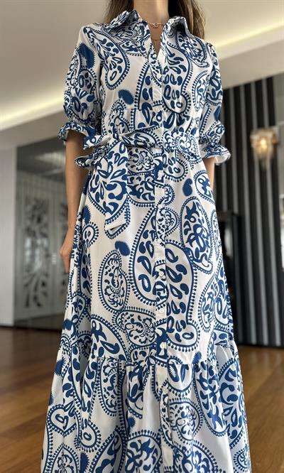 Beyaz Üzeri Mavi Desenli Maxi Elbise