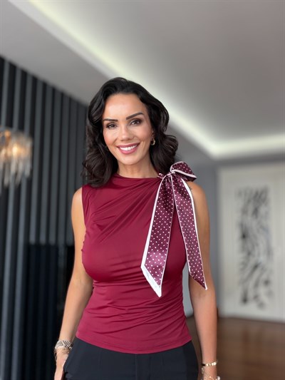 Bordo Omuzu Fularlı Kolsuz Bluz