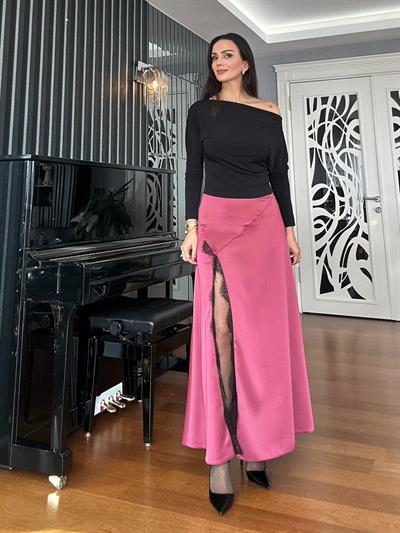 Bordo Yırtmacı Dantelli Uzun Saten Etek