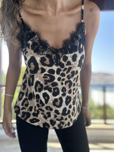 Büyük Leopar Desenli Askılı Bluz