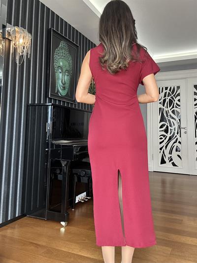 Drape Detaylı Yırtmaçlı Bordo Elbise