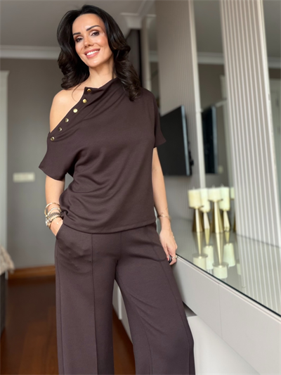 Kahverengi Çıtçıtlı Bluz Beli Lastikli Çımalı Pantolon Takım