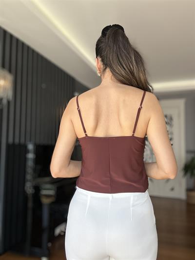 Kahverengi Dantelli Askılı Bluz
