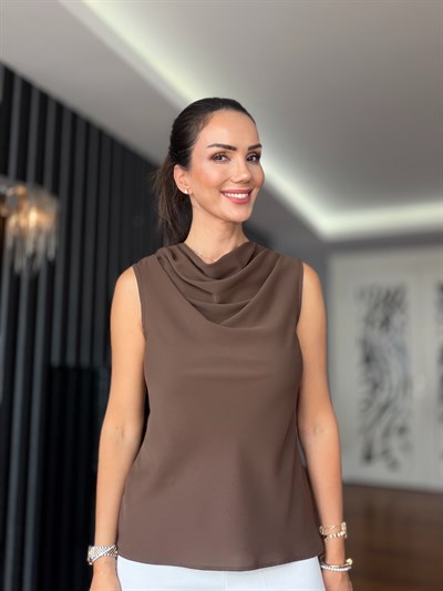 Kahverengi Degaje Yaka Kolsuz Bluz