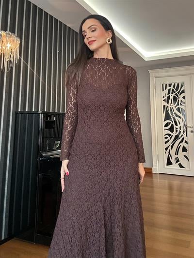Kahverengi Eteği Volanlı Maxi Dantel  Elbise