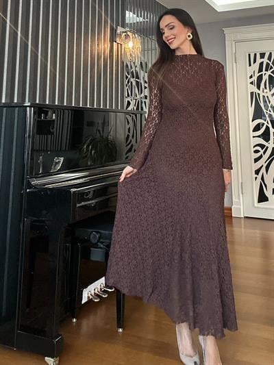 Kahverengi Eteği Volanlı Maxi Dantel  Elbise