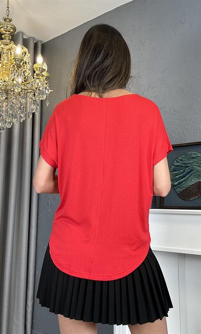 Kırmızı Bisiklet Yaka Yarasa Tişört