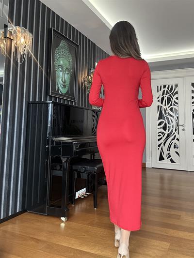 Kırmızı Kare Yaka Elbise
