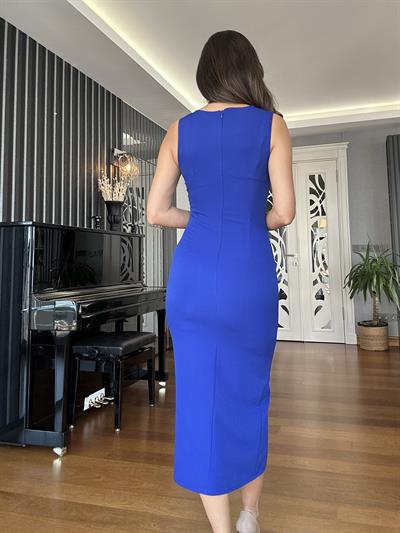 Saks Mavisi Taş Detaylı Yırtmaçlı Kalem Elbise