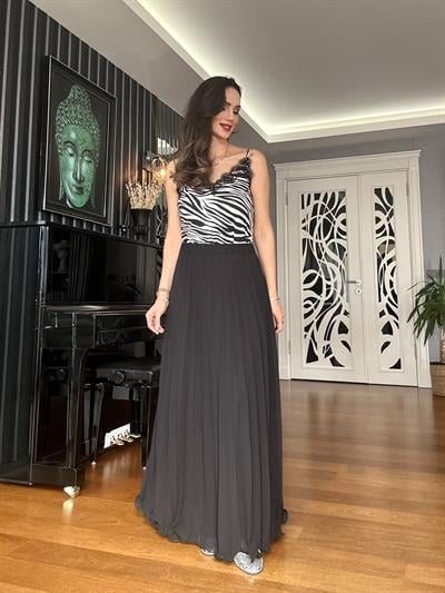 Siyah Beli Lastikli Şifon Piliseli  Maxi Etek