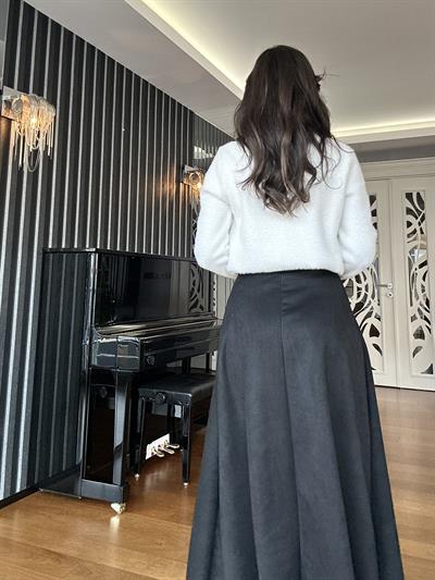 Siyah Beli Lastikli Süet Çan Etek