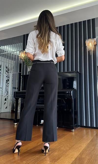 Siyah Beli Zincirli Pantolon