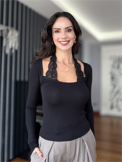 Siyah Dantel Askılı Uzun Kollu  Bluz