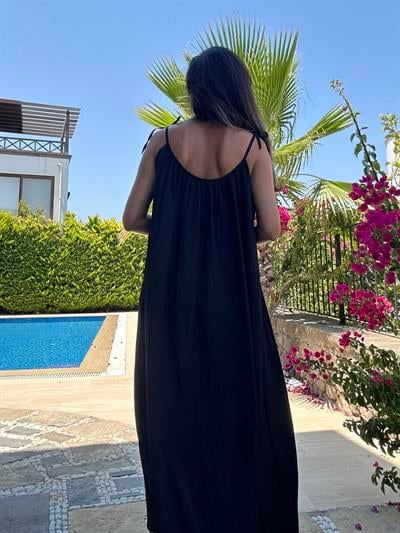Siyah Geniş Kesim Askılı Maxi Elbise 