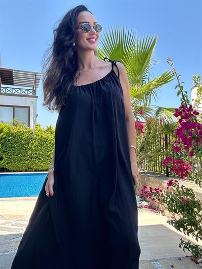 Siyah Geniş Kesim Askılı Maxi Elbise 