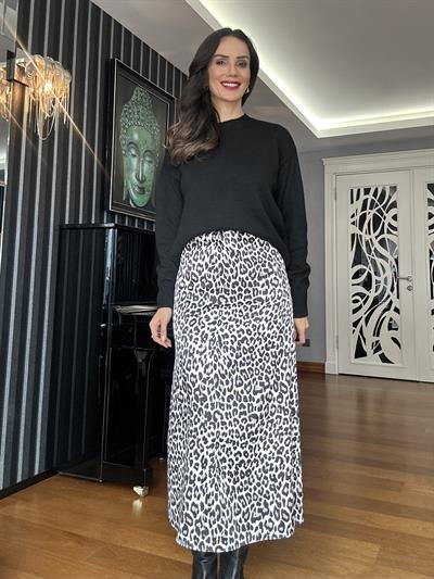 Siyah Gri Leopar Desenli Saten Etek