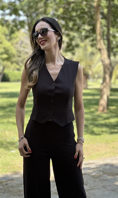 Siyah Krep Kumaş Yelek