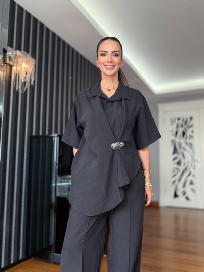 Siyah Palazzo Pantolon Broşlu Gömlek Takım