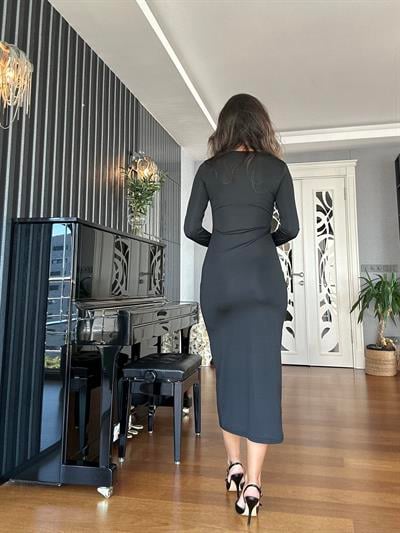 Siyah Parmak Geçmeli Kalem Elbise