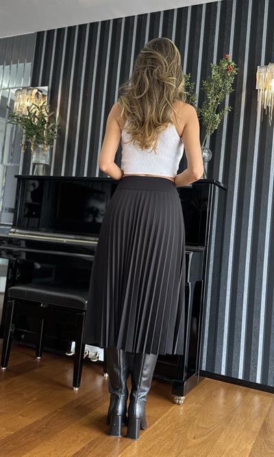 Siyah Pilili Midi Şort Etek