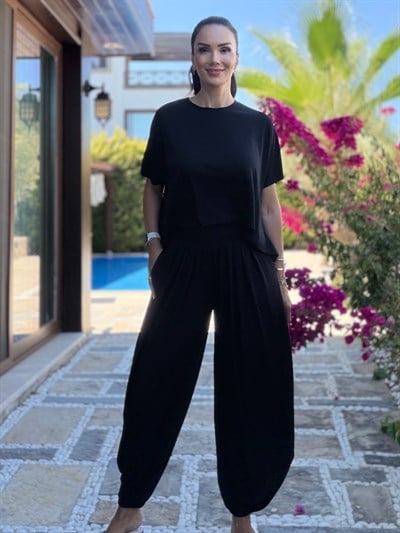 Siyah Pileli Modal Şalvar Pantolon Bluz Takım