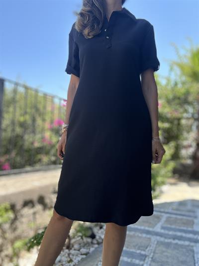 Siyah Polo Yaka Midi Elbise