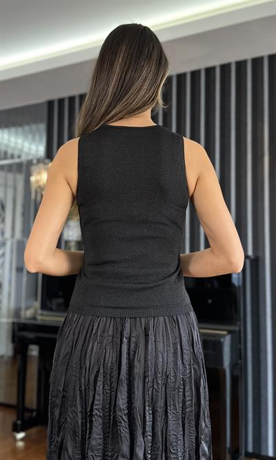 Siyah Simli Kolsuz Triko