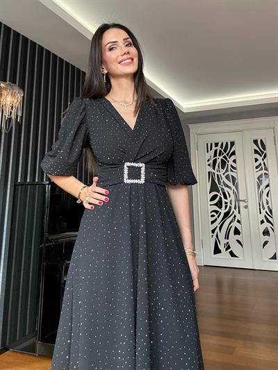 Taş Tokalı Yarım Kollu Komple Taşlı Elbise
