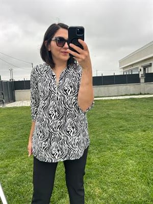 Büyük beden fermuarlı desenli  penye viskon bluz - Charamela