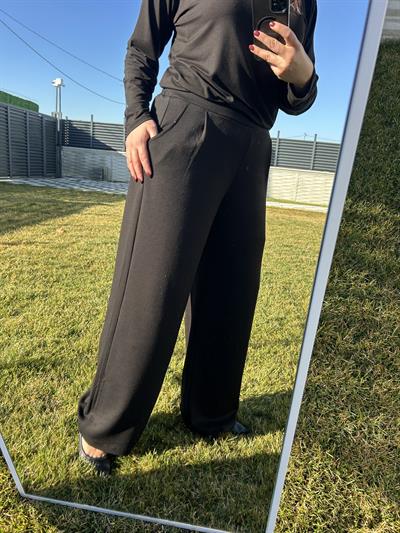 Esnek kumaş beli lastikli taş detaylı geniş paça siyah smart rahat pantolon - Charamela