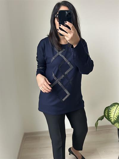 Kadın büyük beden baskılı önü ve kolları taş detaylı bluz -bgb67 - Charamela