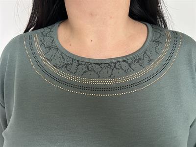 Kadın büyük beden baskılı yaka ve etek taş detaylı bluz -bgb70 - Charamela