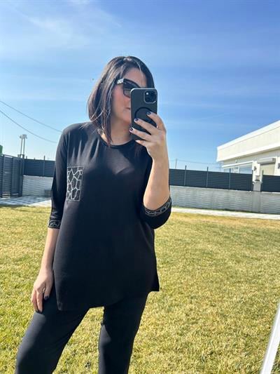 Kadın büyük beden cep taş detaylı siyah bluz-bgb125 - Charamela