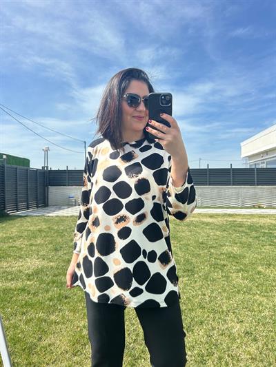 Kadın büyük beden ekru sıyah desenli bluz-bgb130 - Charamela