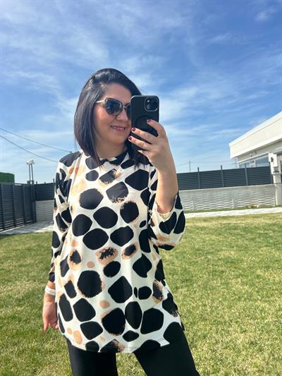 Kadın büyük beden ekru sıyah desenli bluz-bgb130 - Charamela