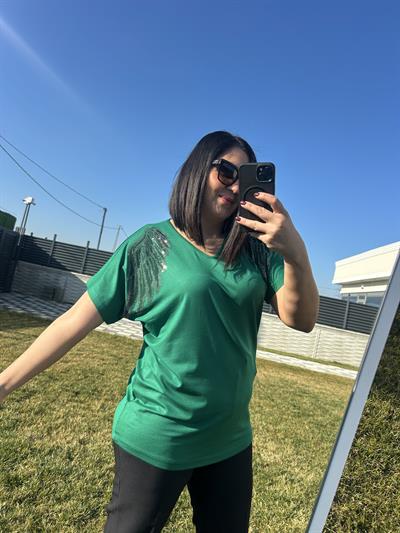 Kadın büyük beden geniş kalıp omuzları taşlı yeşil bluz-bgb111 - Charamela