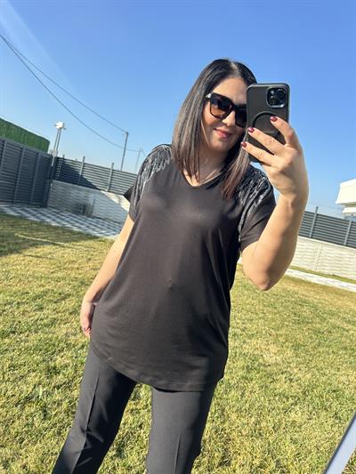 Kadın büyük beden geniş kalıp omuzları taşlı bluz-bgb109 - Charamela