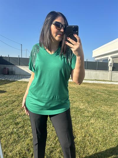 Kadın büyük beden geniş kalıp omuzları taşlı yeşil bluz-bgb111 - Charamela