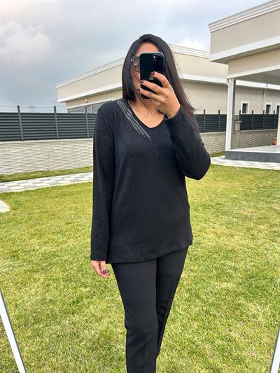 Kadın uzun kollu taş detaylı büyük beden triko görünümlü siyah bluz-bgb51 - Charamela