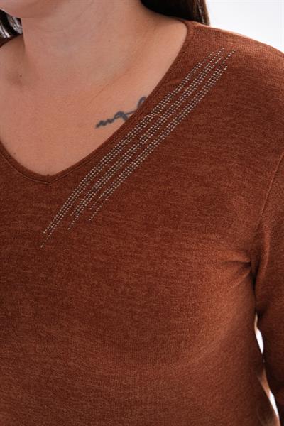 Kadın uzun kollu yakası taş detaylı büyük beden triko görünümlü bluz-bgb36 - Charamela