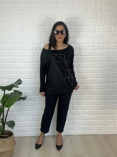 Omuz Detaylı Taşlı Siyah Bluz BGB153