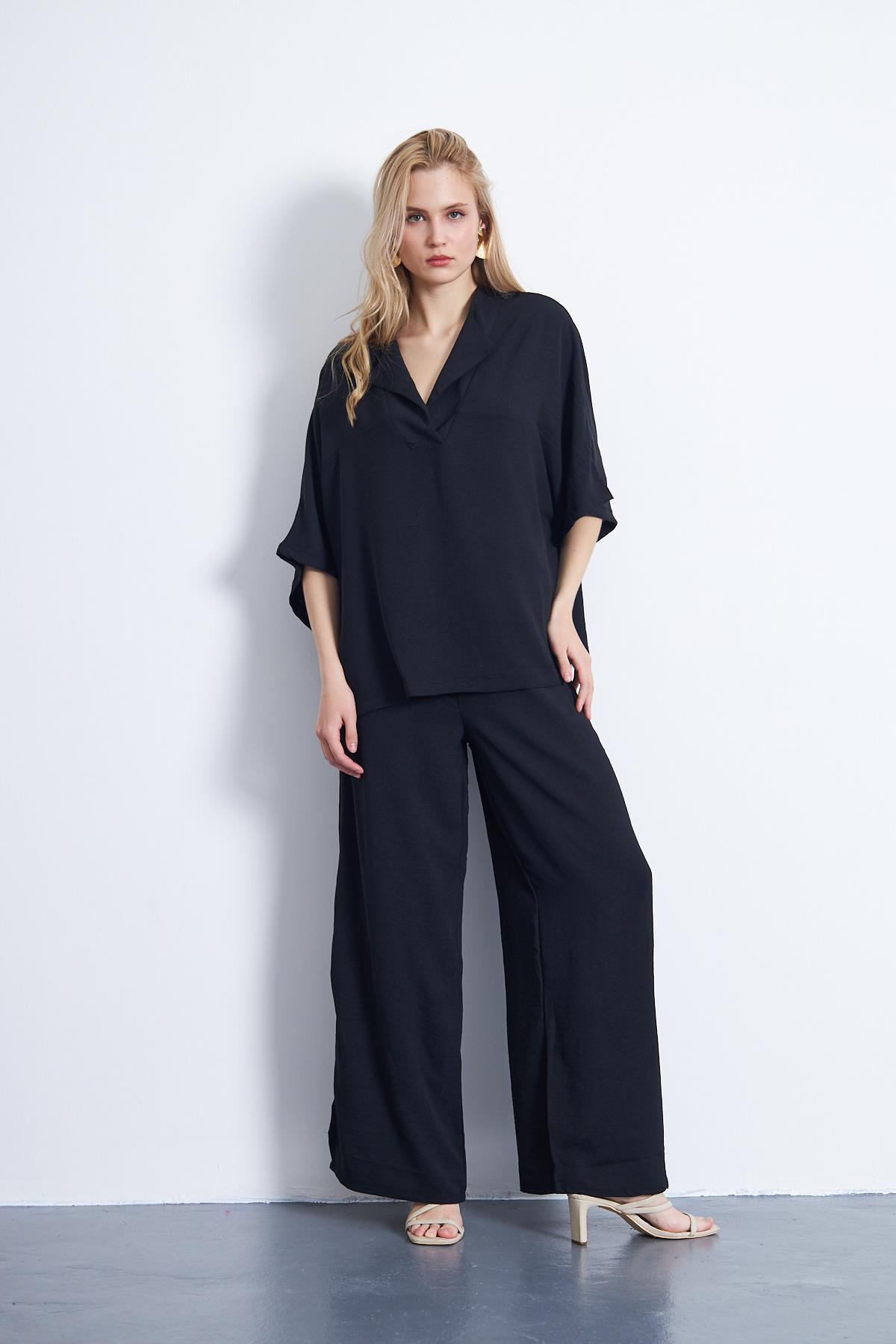 KADIN AEROBIN KUMAS RAHAT KALIP BLUZ