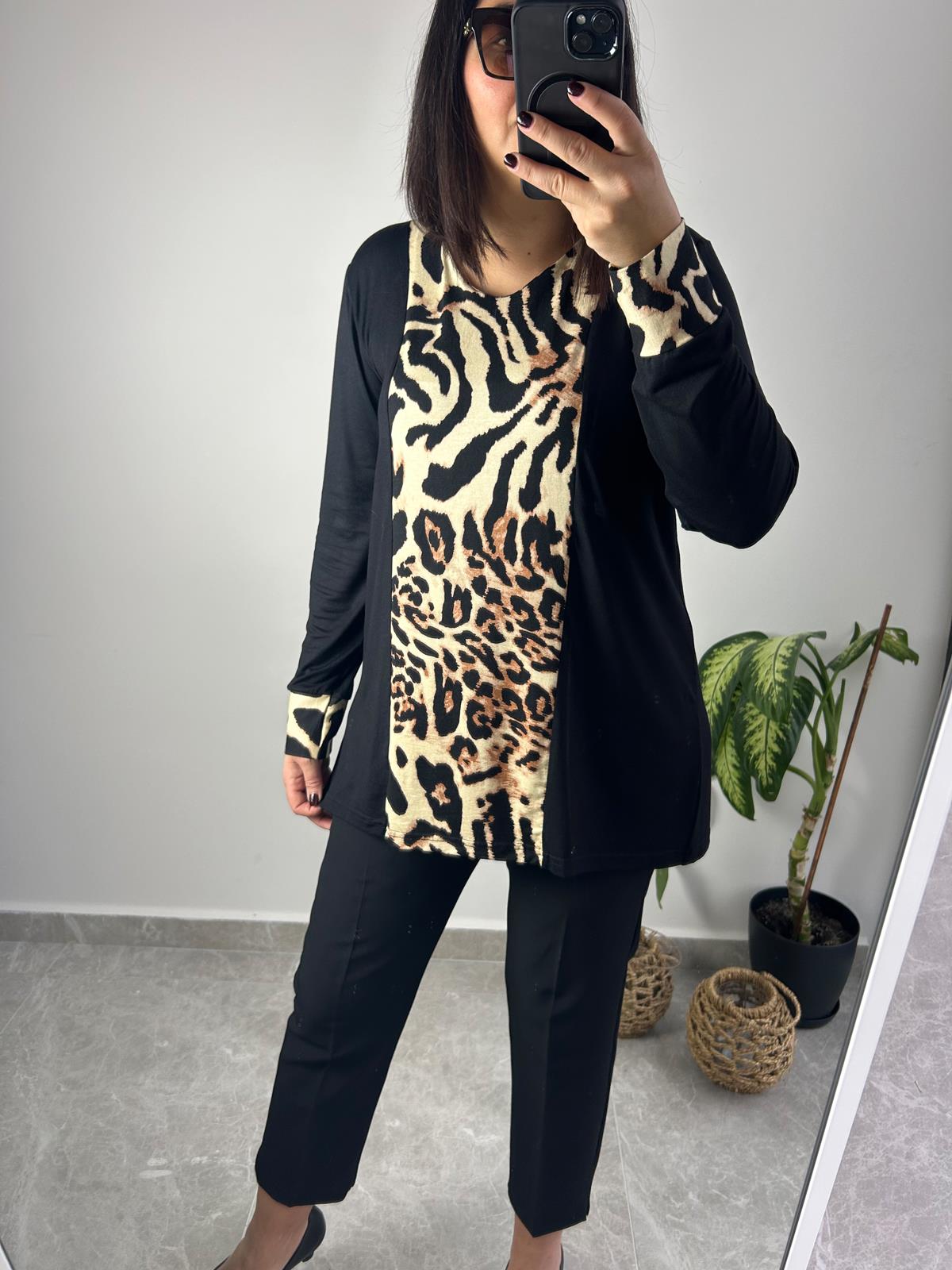 Kadın Büyük Beden Bisiklet Yaka Animal Detaylı Siyah Örme Bluz-BGB94