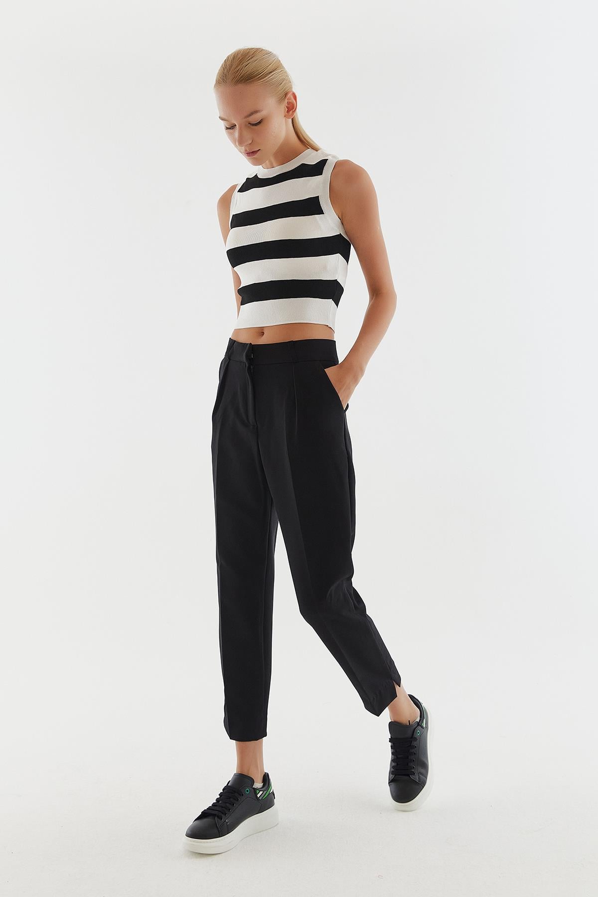 Kadın Siyah Pantolon